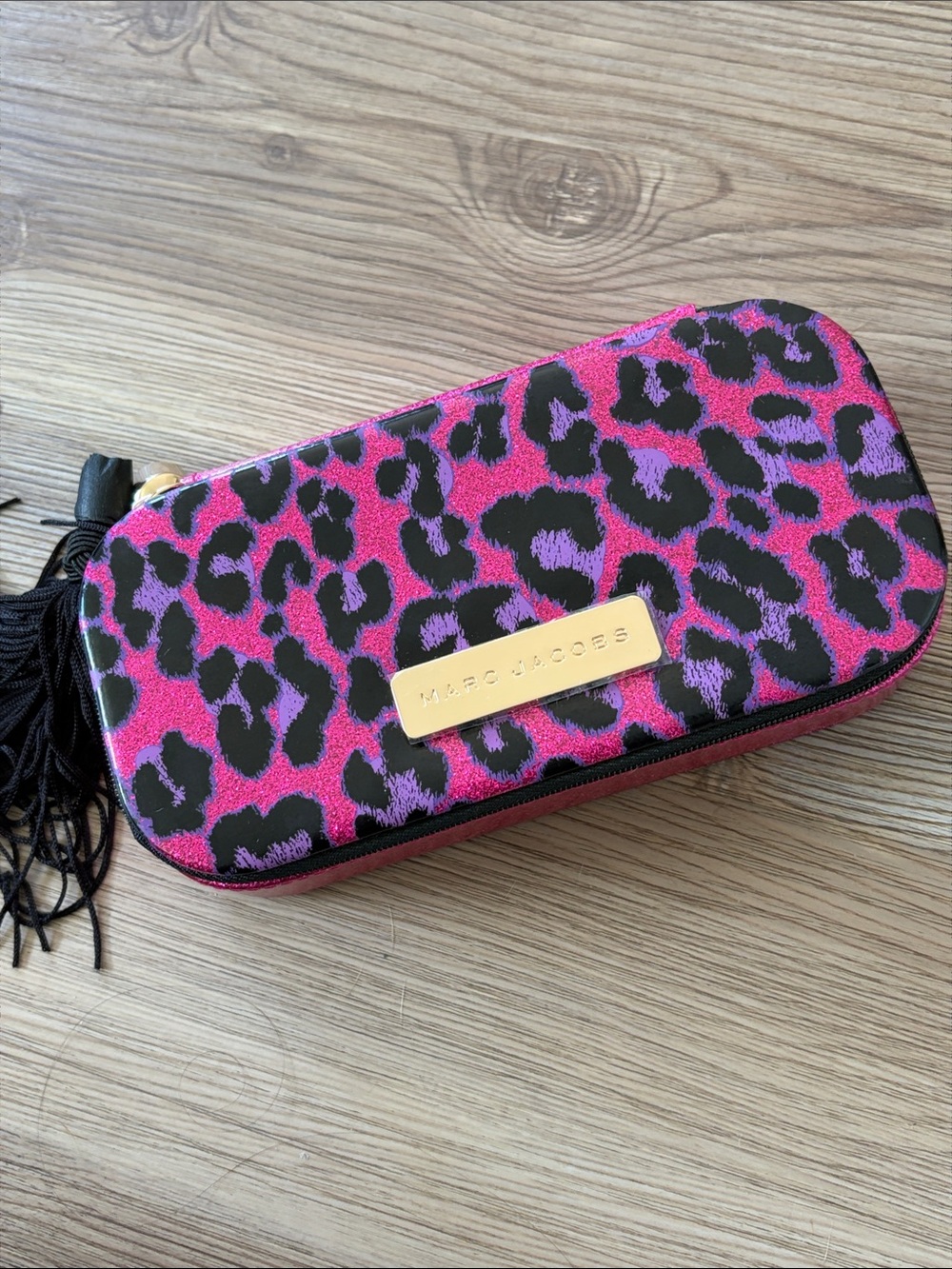 💕⚡️Marc Jacobs Pink and Purple Leopard Print Cosmetic Case - Picture 6 of 8
